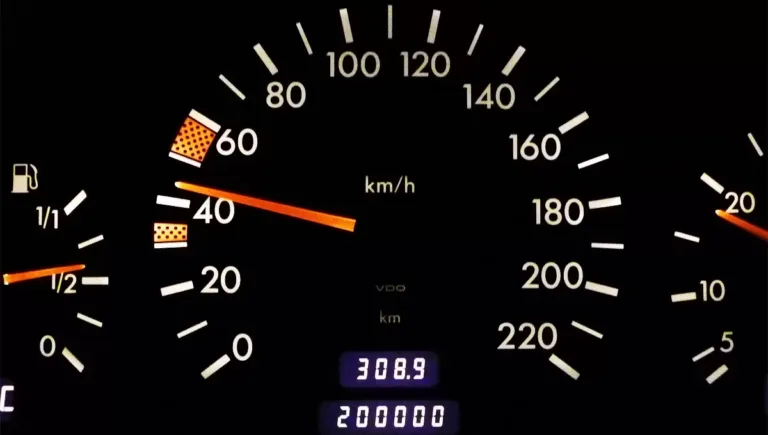 Car with the best mileage in India
