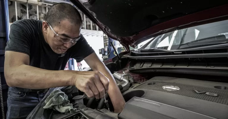How car engine works