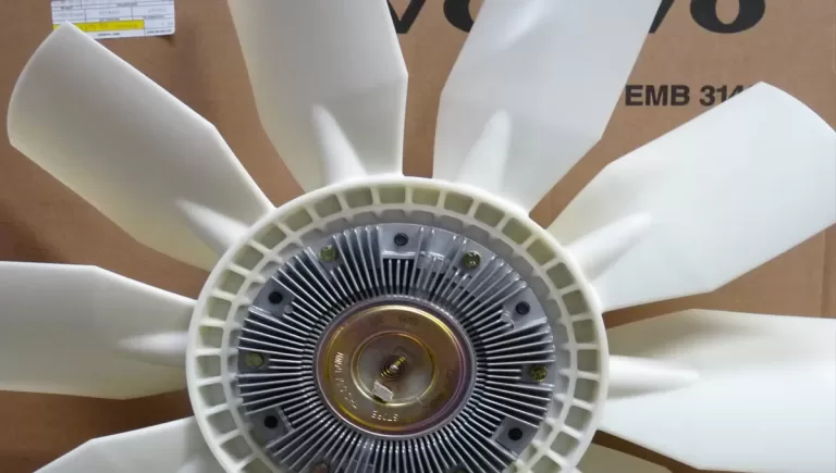 How clutch fan works