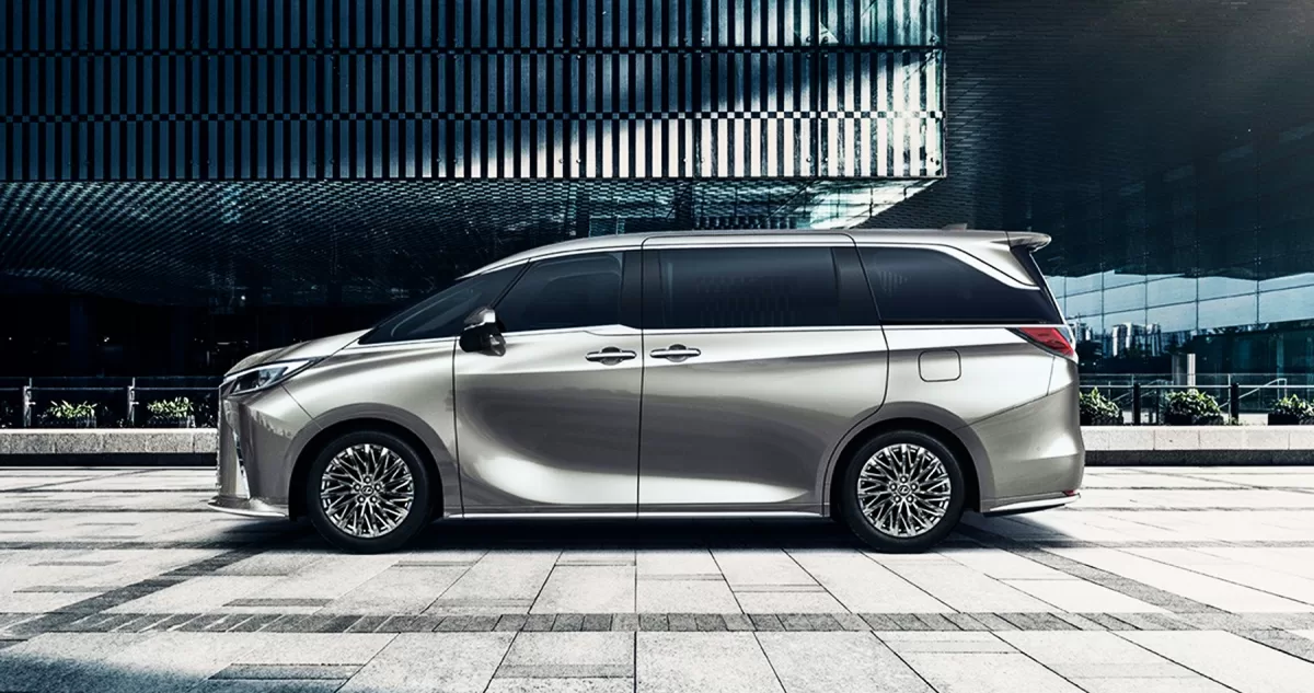 Lexus has opened bookings for New Lexus LM