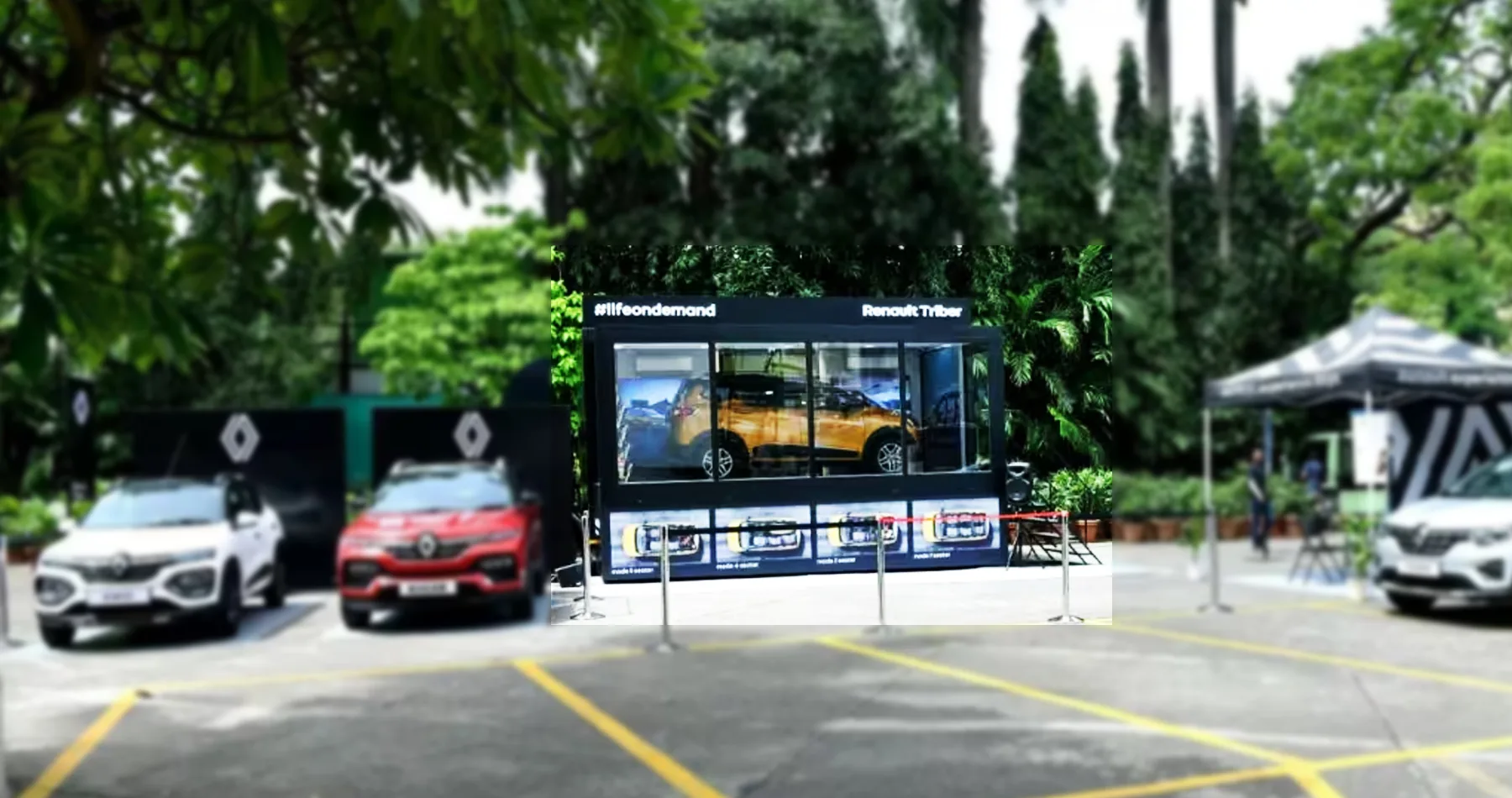 The Renault Showroom is Coming to you