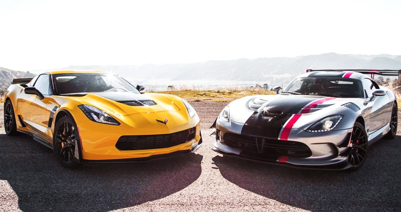 Chevrolet Corvette vs Dodge Viper