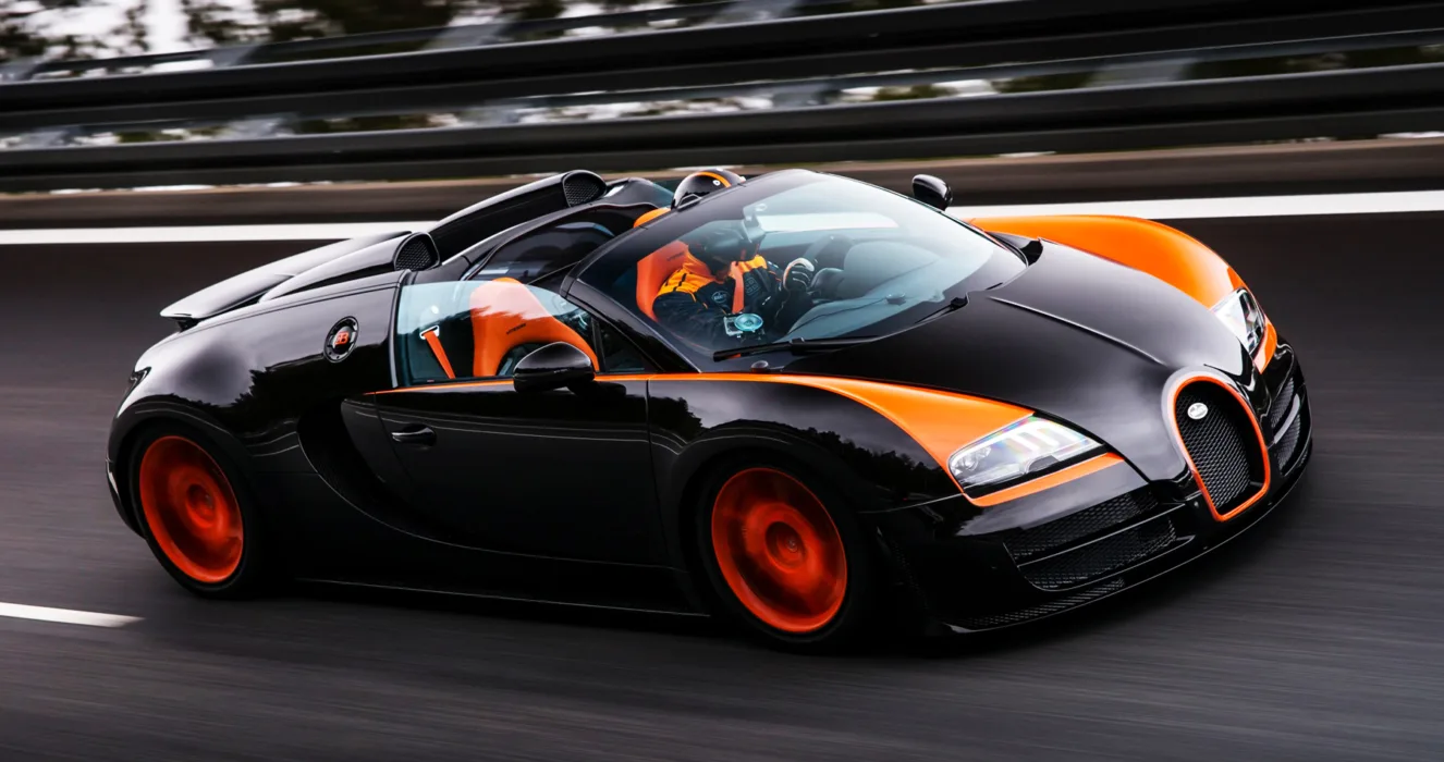 How fast does Bugatti Veyron go