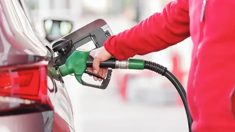 Does premium gas improve fuel economy
