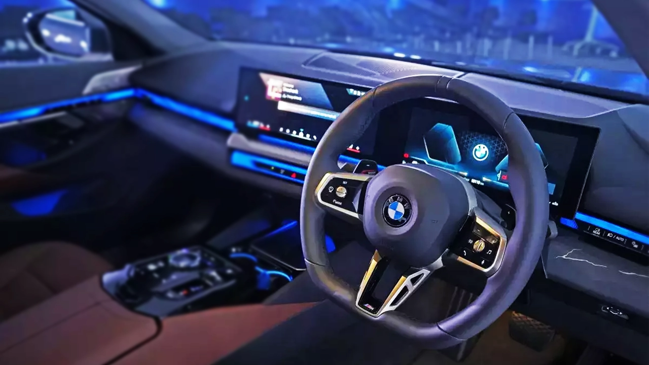 2024 BMW 5 Series LWB Interior