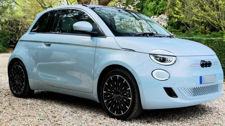 New 2024 Fiat 500e