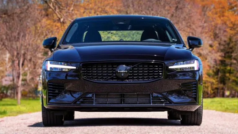 Volvo S60 Sedan Bids Farewell