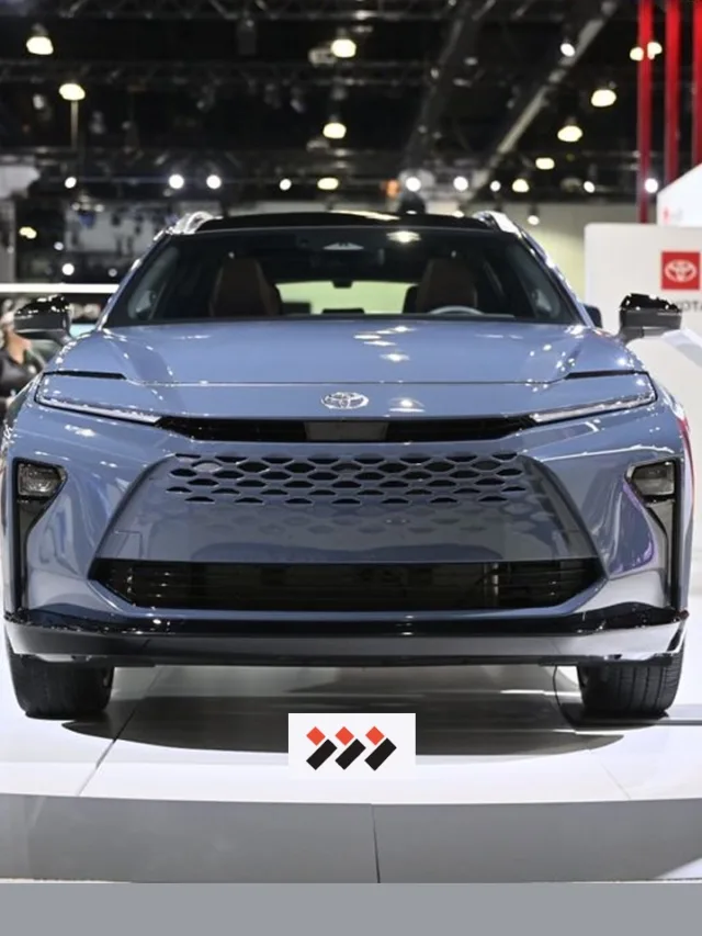2025 Toyota Crown Signia XLE A Sophisticated Successor to the Venza
