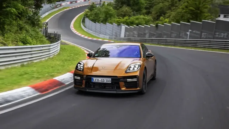 2025 Porsche Panamera