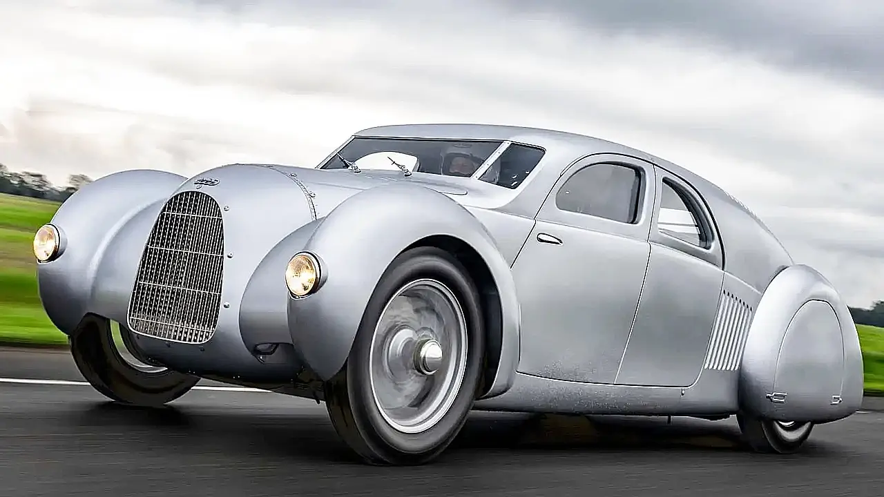 Audi 16-Cylinder Supercar
