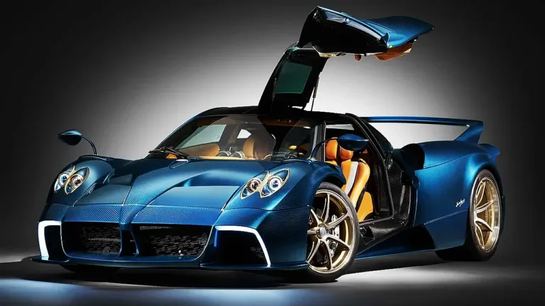 Pagani Huayra manual transmission