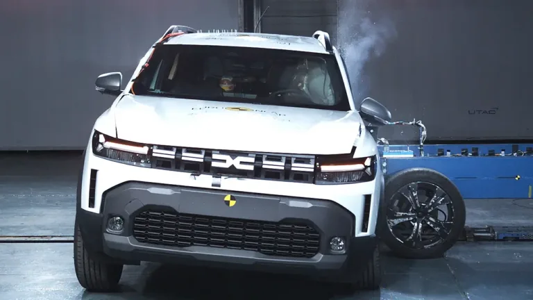Renault Duster Scores Only 3 Stars at Euro NCAP Crash Tests