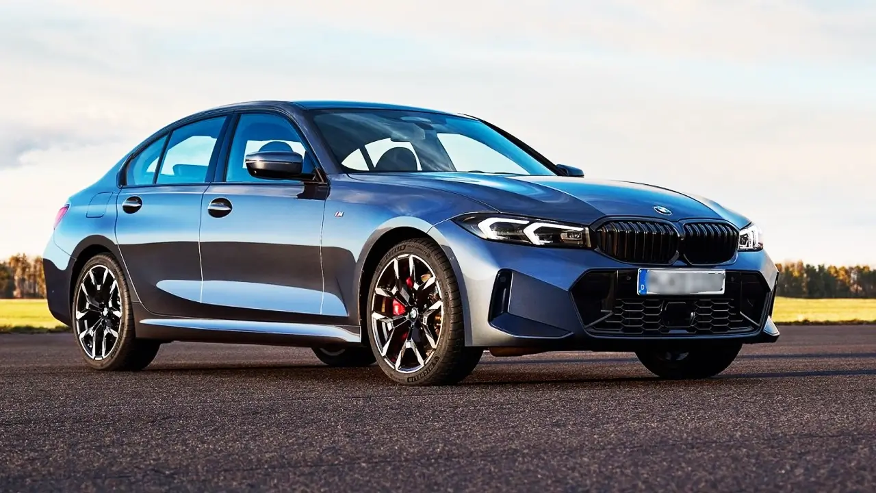 BMW 3 Series - One of the best  Luxury Car that a middle-class guy can buy in India