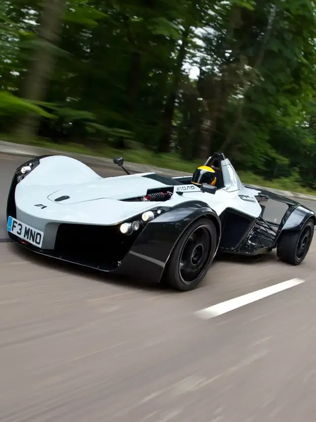 What makes a sports car a sports car? 10 Things to know