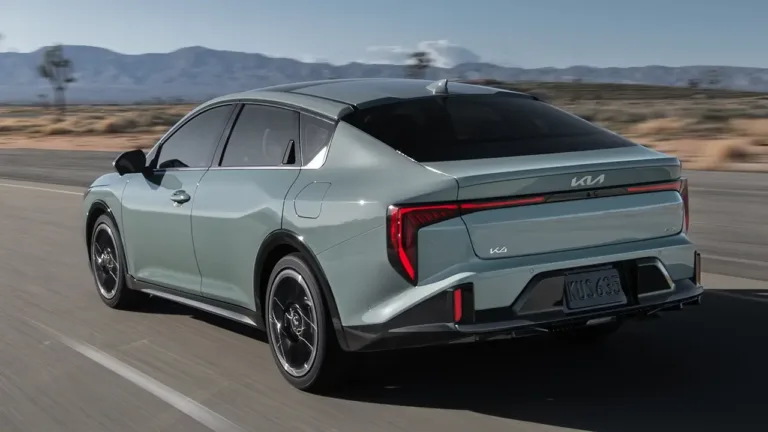 2025 Kia K4