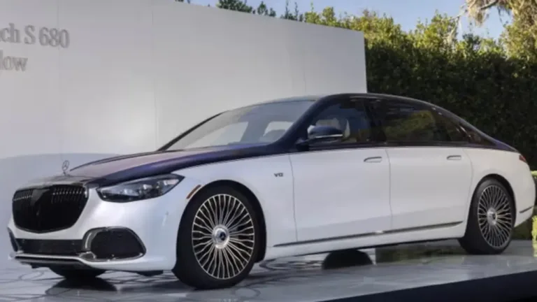 Mercedes-Maybach S680 Nordic Glow
