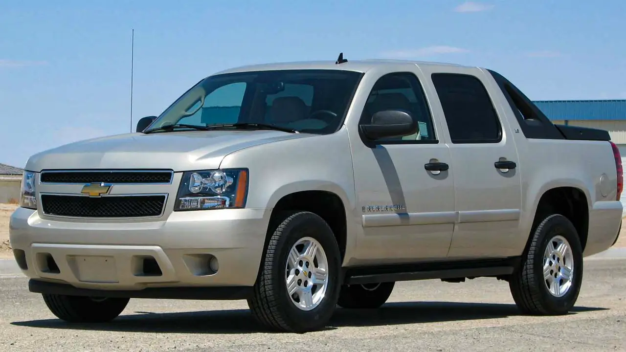 Chevy Avalanche V8