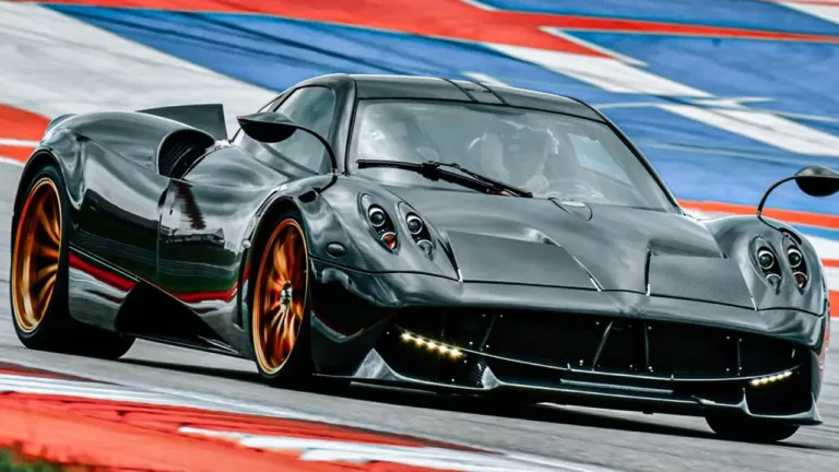 Specifications of the Pagani Huayra